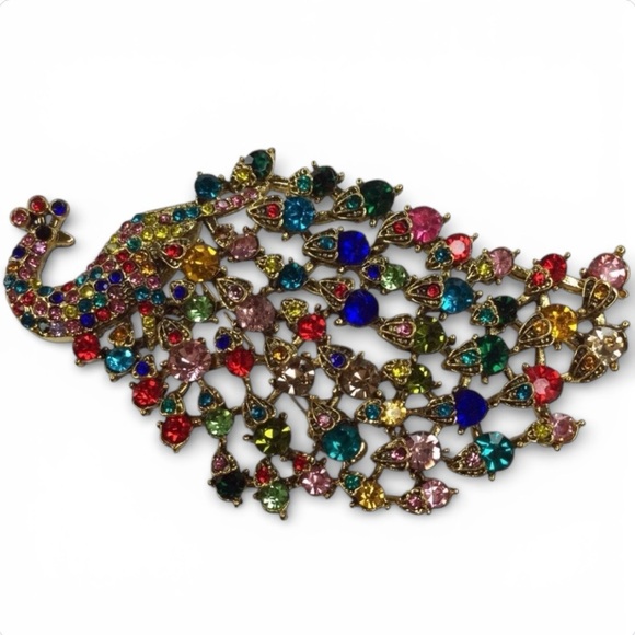 Regal Peacock Brooch & Pendant – Gold‑Tone with Multicolor Rhinestones – NWT - Picture 3 of 11